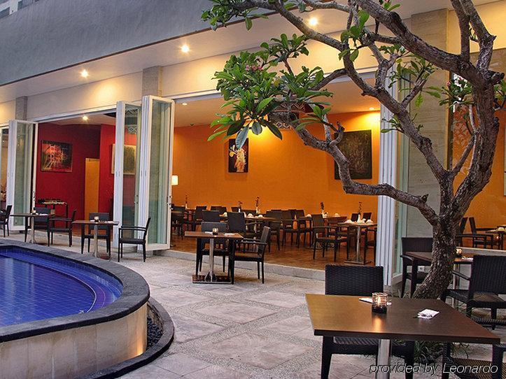 Inna 8 Lifestyle Hotel Denpasar Restaurante foto